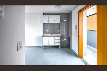 Apartamento para alugar com 42m², 2 quartos e sem vaga Apartamento para alugar com 42m², 2 quartos e sem vagaCozinha e Área de Serviço