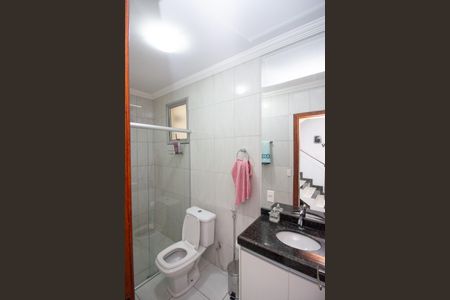 Casa à venda com 100m², 2 quartos e 2 vagas Casa à venda com 100m², 2 quartos e 2 vagasBanheiro Social 1