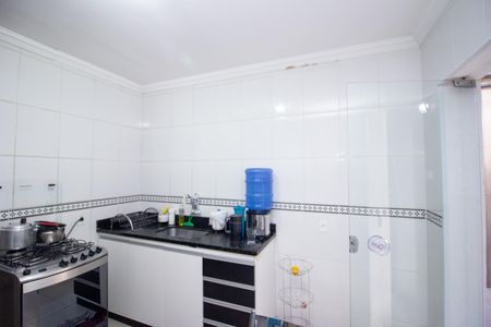 Casa à venda com 100m², 2 quartos e 2 vagas Casa à venda com 100m², 2 quartos e 2 vagasCozinha e Área de Serviço