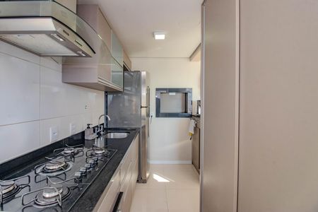 Apartamento à venda com 74m², 2 quartos e 1 vaga Apartamento à venda com 74m², 2 quartos e 1 vagaCozinha e Área de Serviço