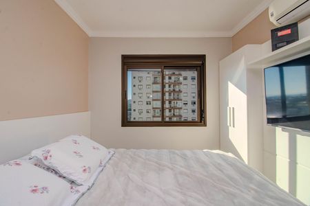 Suíte de apartamento para alugar com 2 quartos, 74m² em Santa Maria Goretti, Porto Alegre