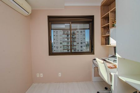 Quarto de apartamento para alugar com 2 quartos, 74m² em Santa Maria Goretti, Porto Alegre