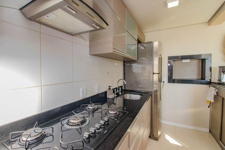 Apartamento à venda com 74m², 2 quartos e 1 vaga Apartamento à venda com 74m², 2 quartos e 1 vagaCozinha e Área de Serviço