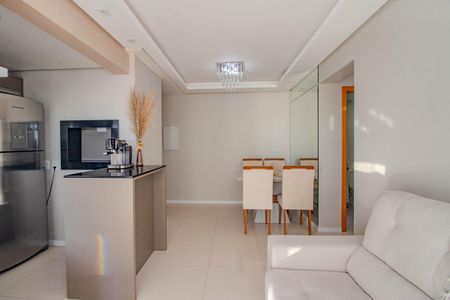 Sala de apartamento para alugar com 2 quartos, 74m² em Santa Maria Goretti, Porto Alegre