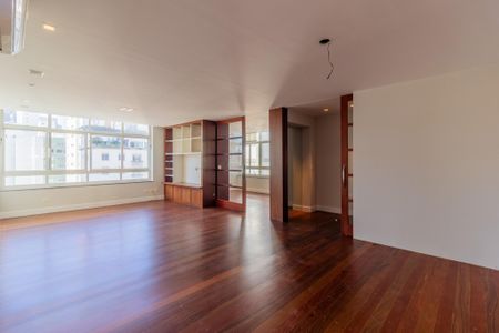 Sala de apartamento à venda com 4 quartos, 168m² em Cerqueira César, São Paulo