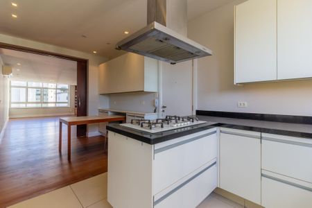 Cozinha de apartamento à venda com 4 quartos, 168m² em Cerqueira César, São Paulo