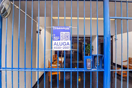 Apartamento para alugar com 50m², 2 quartos e 1 vagaFachada do Prédio com placa