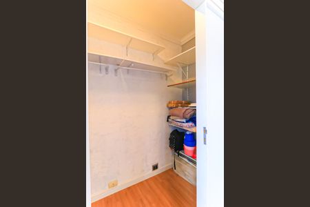Apartamento para alugar com 50m², 2 quartos e 1 vagaCloset Quarto 2 