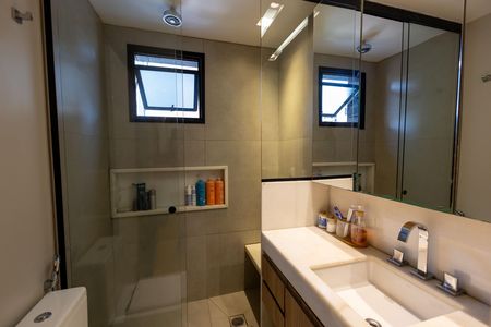 Apartamento à venda com 87m², 3 quartos e 2 vagas Apartamento à venda com 87m², 3 quartos e 2 vagasBanheiro da Suíte 1