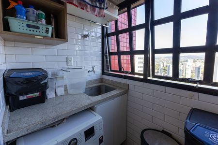 Área de Serviço de apartamento à venda com 3 quartos, 87m² em Vila da Serra, Nova Lima
