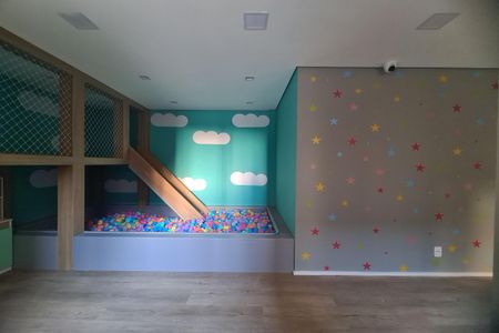 Apartamento à venda com 42m², 2 quartos e sem vaga Apartamento à venda com 42m², 2 quartos e sem vagaÁrea comum - Brinquedoteca