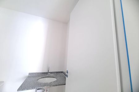 Apartamento à venda com 42m², 2 quartos e sem vaga Apartamento à venda com 42m², 2 quartos e sem vagaBanheiro