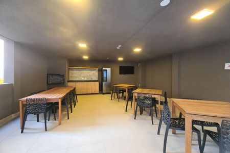 Apartamento à venda com 42m², 2 quartos e sem vaga Apartamento à venda com 42m², 2 quartos e sem vagaÁrea comum - Churrasqueira