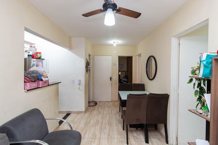 Sala de apartamento para alugar com 3 quartos, 50m² em Vila Nova Curuca, São Paulo