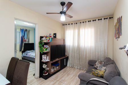 Sala de apartamento para alugar com 3 quartos, 50m² em Vila Nova Curuca, São Paulo