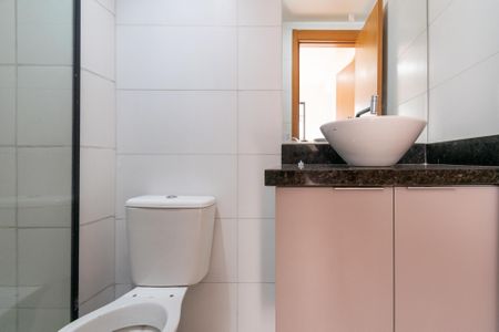 Banheiro da Suíte de apartamento para alugar com 1 quarto, 27m² em Jardim Oriental, São Paulo
