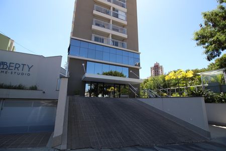 Studio para alugar com 33m², 1 quarto e 1 vagaFachada