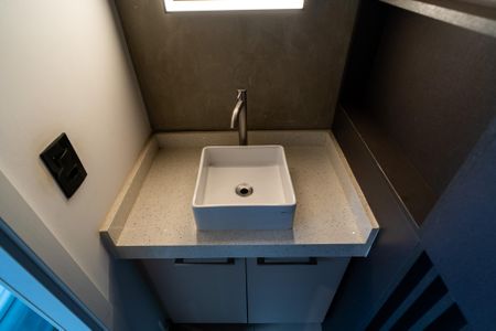 Studio para alugar com 33m², 1 quarto e 1 vaga Studio para alugar com 33m², 1 quarto e 1 vagaBanheiro