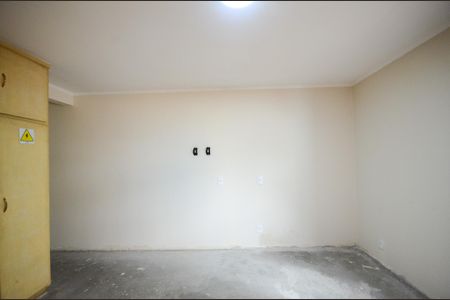 Casa à venda com 410m², 4 quartos e 2 vagasSuíte