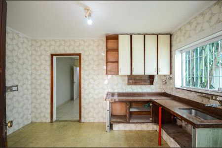Casa à venda com 410m², 4 quartos e 2 vagasCozinha