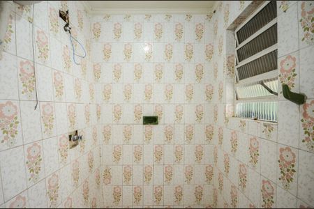 Casa à venda com 410m², 4 quartos e 2 vagasBanheiro de serviço