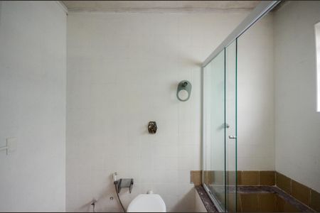 Casa à venda com 410m², 4 quartos e 2 vagasSuíte - Banheiro