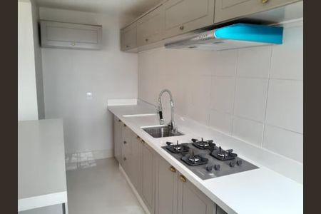 Apartamento para alugar com 75m², 2 quartos e 1 vaga Apartamento para alugar com 75m², 2 quartos e 1 vagaCozinha