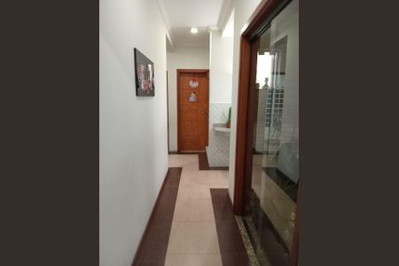 Casa para alugar com 144m², 2 quartos e 4 vagas Casa para alugar com 144m², 2 quartos e 4 vagasCorredor