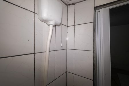 Banheiro de casa para alugar com 1 quarto, 30m² em Vila Guilherme, São Paulo