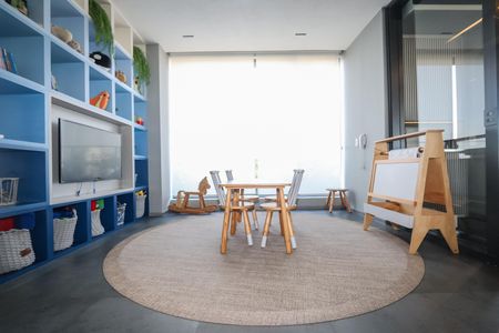 Apartamento à venda com 92m², 2 quartos e 1 vaga Apartamento à venda com 92m², 2 quartos e 1 vagaBrinquedoteca