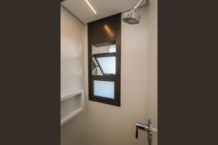 Apartamento à venda com 92m², 2 quartos e 1 vaga Apartamento à venda com 92m², 2 quartos e 1 vagaBanheiro da Suíte