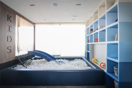 Apartamento à venda com 92m², 2 quartos e 1 vaga Apartamento à venda com 92m², 2 quartos e 1 vagaBrinquedoteca