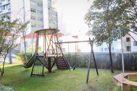 Apartamento à venda com 92m², 2 quartos e 1 vaga Apartamento à venda com 92m², 2 quartos e 1 vagaÁrea comum - Playground