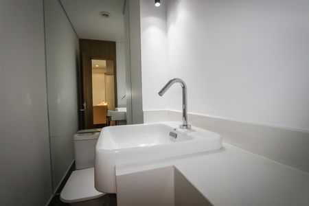 Apartamento à venda com 92m², 2 quartos e 1 vaga Apartamento à venda com 92m², 2 quartos e 1 vagaLavabo