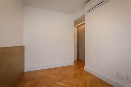 Apartamento à venda com 92m², 2 quartos e 1 vaga Apartamento à venda com 92m², 2 quartos e 1 vagaSuite