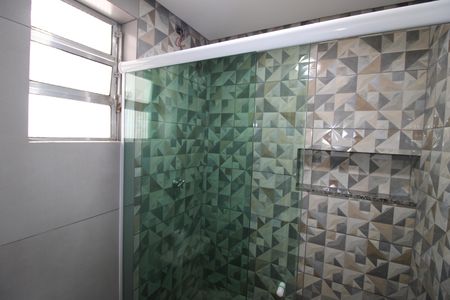 Apartamento para alugar com 55m², 2 quartos e 1 vagaBanheiro 2