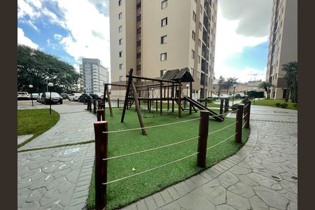 Apartamento à venda com 65m², 2 quartos e 2 vagas Apartamento à venda com 65m², 2 quartos e 2 vagasPlayground