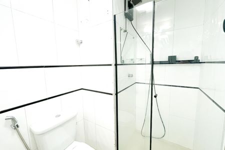 Apartamento à venda com 65m², 2 quartos e 2 vagas Apartamento à venda com 65m², 2 quartos e 2 vagasBanheiro