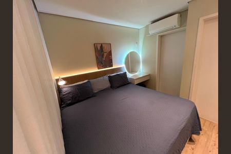 Quarto de apartamento à venda com 2 quartos, 67m² em Taquaral, Campinas