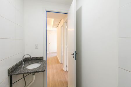 Apartamento para alugar com 44m², 2 quartos e 1 vaga Apartamento para alugar com 44m², 2 quartos e 1 vagaBanheiro