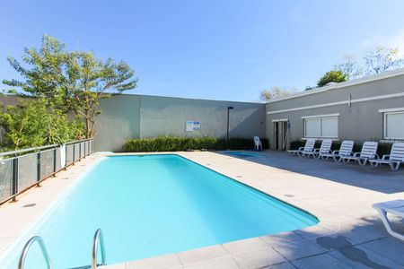 Apartamento para alugar com 44m², 2 quartos e 1 vaga Apartamento para alugar com 44m², 2 quartos e 1 vagaÁrea comum - Piscina