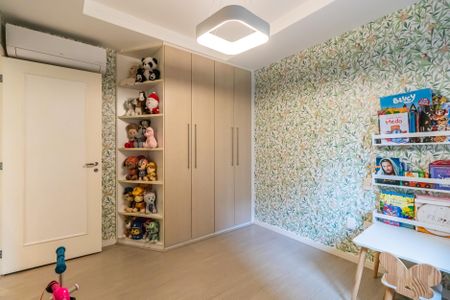 Apartamento para alugar com 4 quartos, 177m² em Alphaville Industrial, Barueri