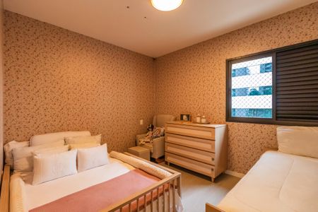 Apartamento para alugar com 177m², 4 quartos e 3 vagas