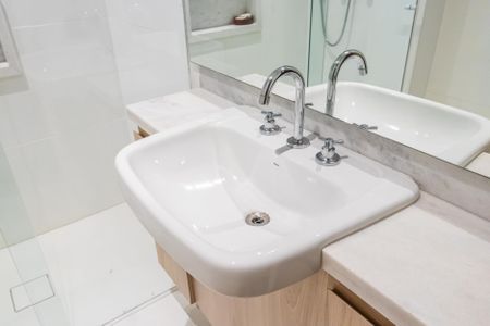 Apartamento para alugar com 177m², 4 quartos e 3 vagas
