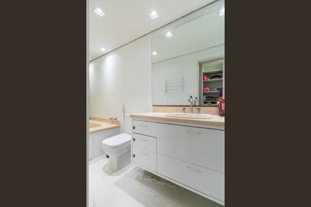 Apartamento para alugar com 177m², 4 quartos e 3 vagas