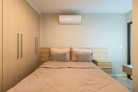 Apartamento para alugar com 177m², 4 quartos e 3 vagas