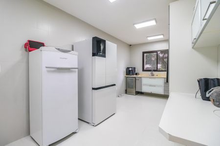 Apartamento para alugar com 177m², 4 quartos e 3 vagas