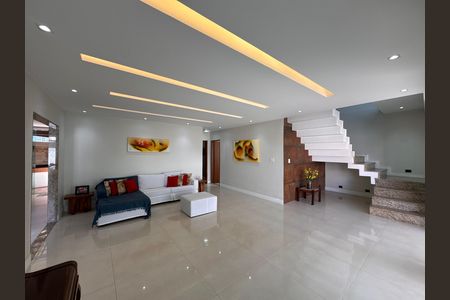 Apartamento à venda com 270m², 4 quartos e 1 vagaSala