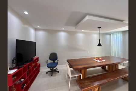 Apartamento à venda com 270m², 4 quartos e 1 vagaSala