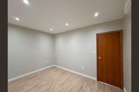 Apartamento à venda com 270m², 4 quartos e 1 vagaQuarto